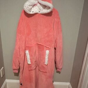 Cozy Pink Hooded Women's wearable blanket perfect